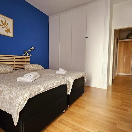 Heart Of Faliro 2br 5m Walk To - Newly Renovated Apartment *