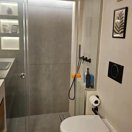 Apartment Heart Of Faliro 2br 5m Walk To - Newly Renovated Athens