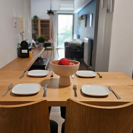 Heart Of Faliro 2br 5m Walk To - Newly Renovated